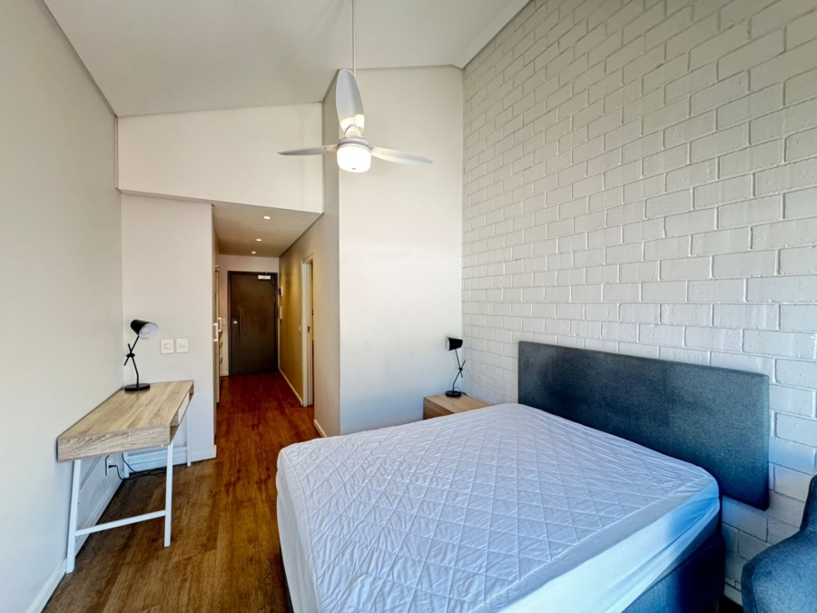 1 Bedroom Property for Sale in Woodstock Western Cape